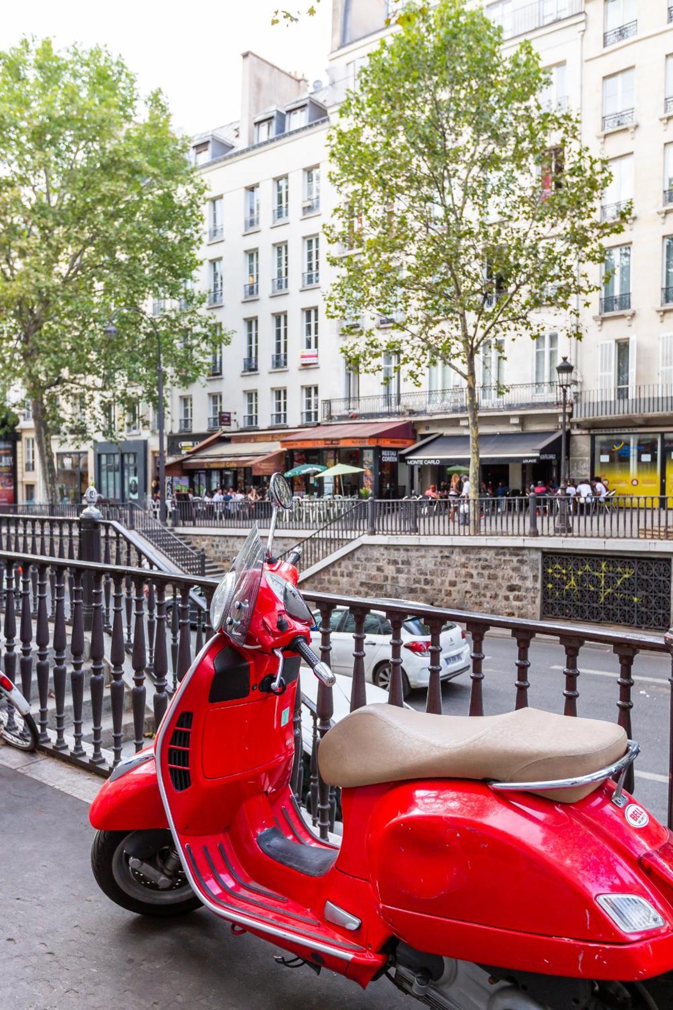 Veeve - Flowers In Saint-Martin Paris Dış mekan fotoğraf